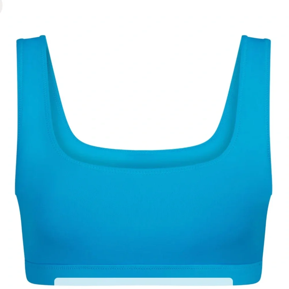🦋SKIMS SWIM TANK BIKINI TOP IN TURQUOISE L
